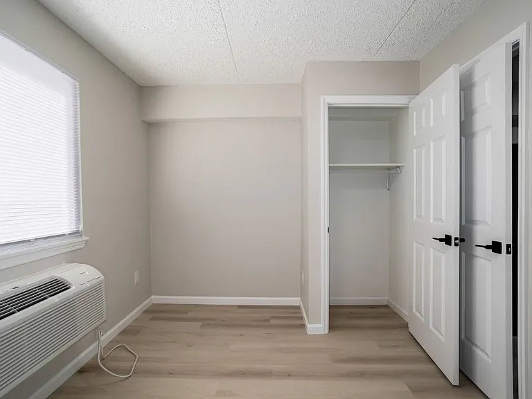 Harbor Apartments - Egg Harbor NJ — Photo 21
