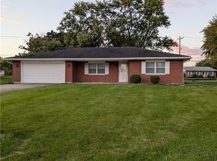 106 Wellsley Ct, Greenville, OH 45331