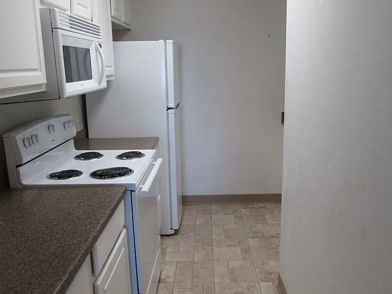 125 Darius Ave — Photo 2