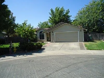 621 Coral Sun Ct photo 1