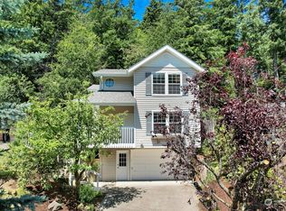 304 Willow Ct N, Bellingham, WA 98225