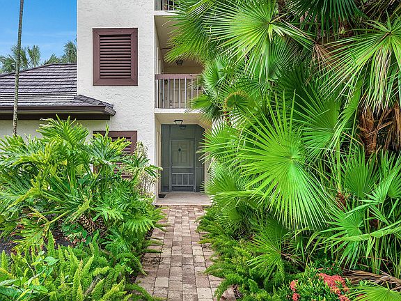 3rd image of 13388 POLO Road W #0201