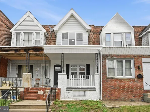 2605 S Robinson St, Philadelphia, PA 19142