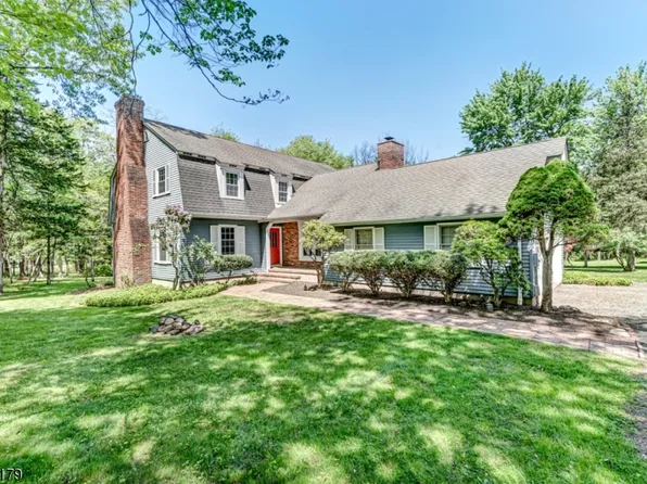 34 Deerfield Trl, Branchburg Twp., NJ 08876