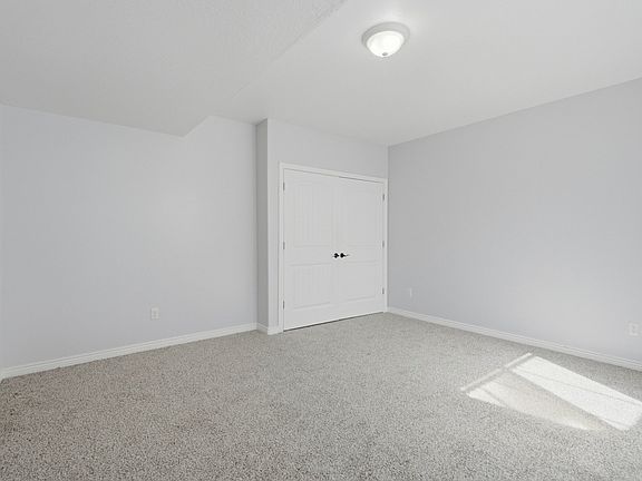 5th image of 3007 W Wild Flower Ln