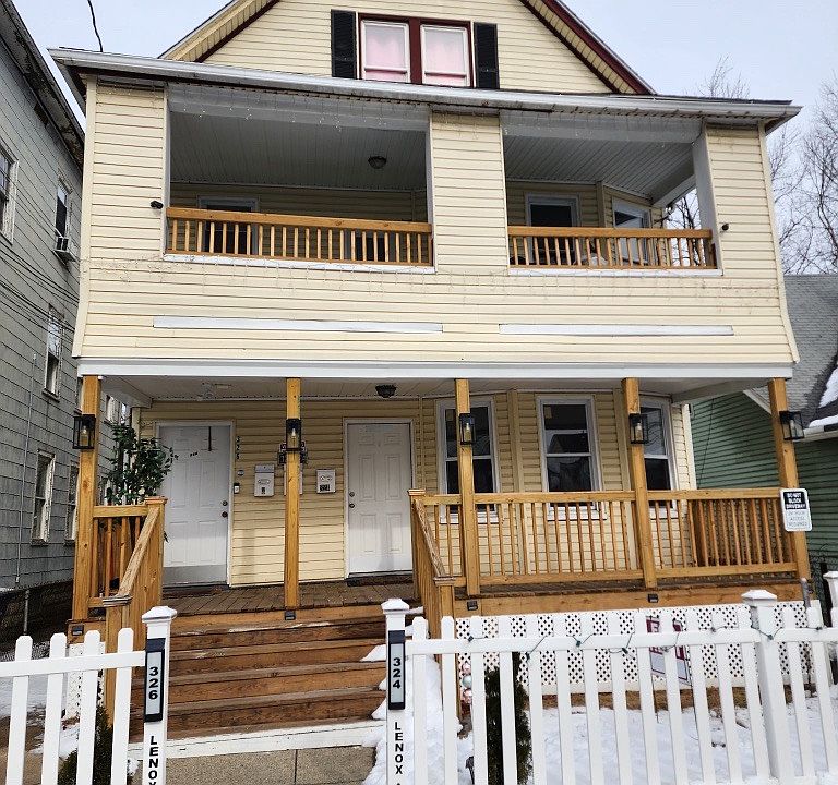 1st image of 326 Lenox Ave #324