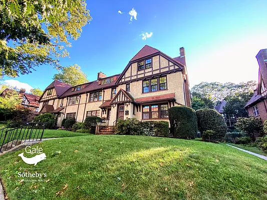 Rented by Daniel Gale Sotheby's International Realty | media 3