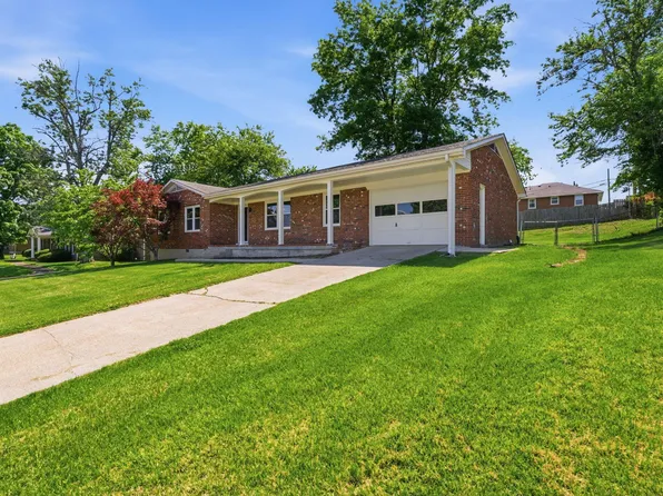 105 Robin Rd, Nicholasville, KY 40356