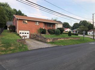 400 Junior Ave, Morgantown, WV 26505