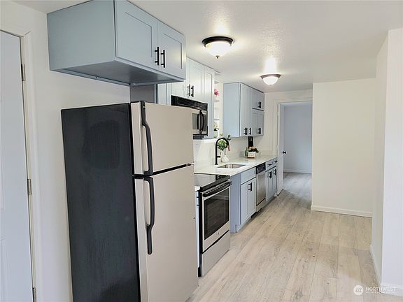 4th image of 15503 Cedar Park Road SE #71
