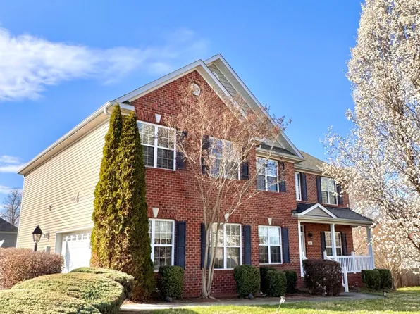 5601 Buckhaven Ct, Greensboro, NC 27409