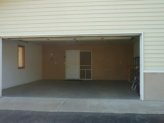 2nd image of 13037 Evergreen Dr