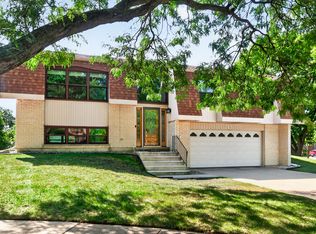 713 N Elm St, Itasca, IL 60143