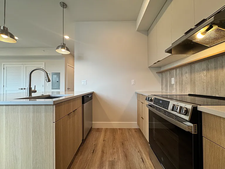 5222-24 Chester Ave #15 — Photo 22
