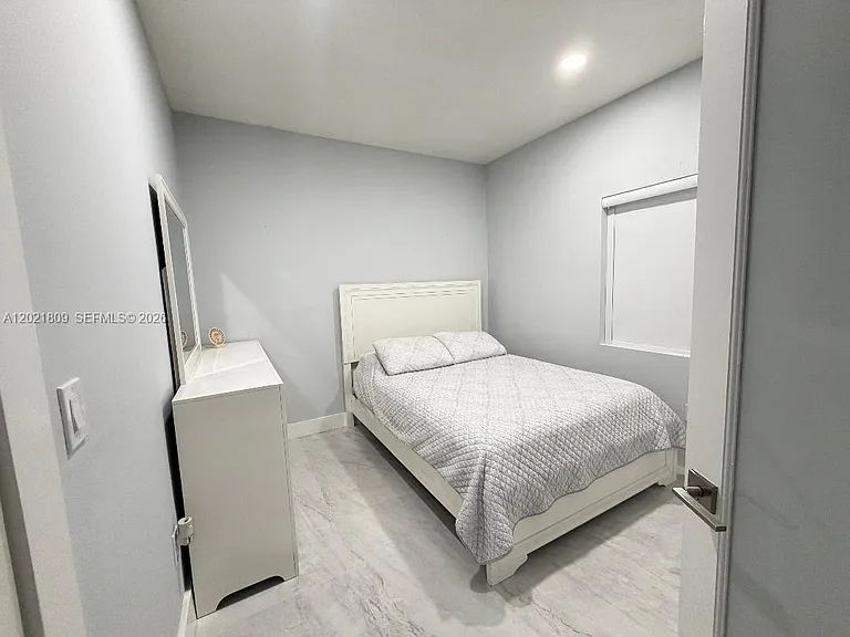 6803 SW 158th Ave #REAR — Photo 6