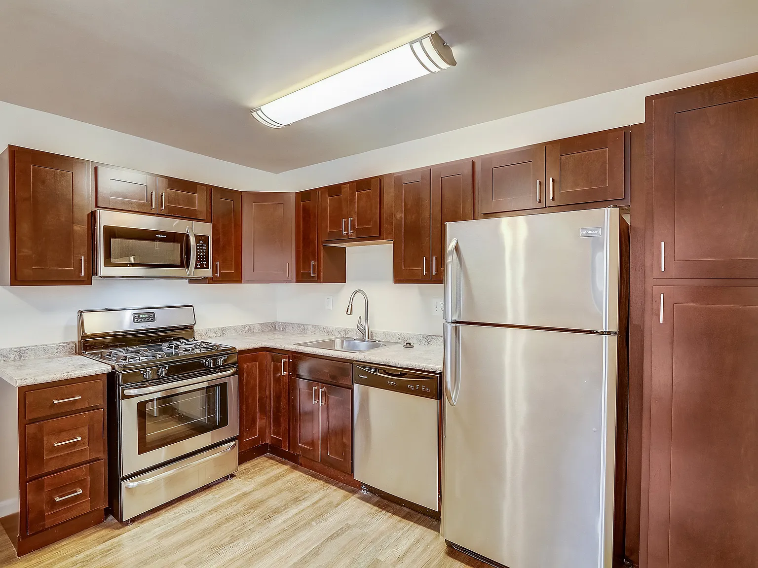 Annabal Apartments — Photo 4