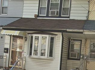 9231 76th St, Woodhaven, NY 11421