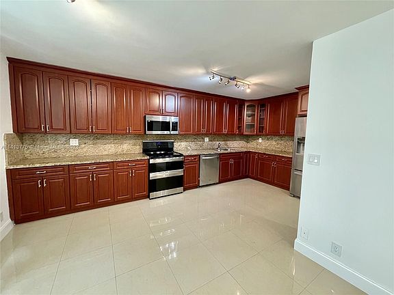 3rd image of 20441 NE 30th Ave #1229