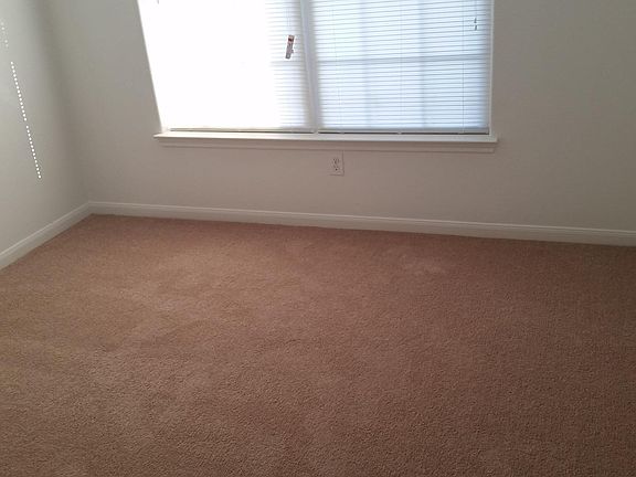 5th image of 528 Misty Mountain Dr