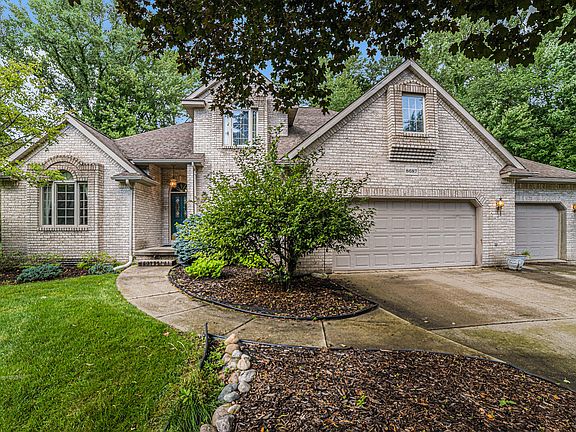 2nd image of 8687 Winding Brook Cir