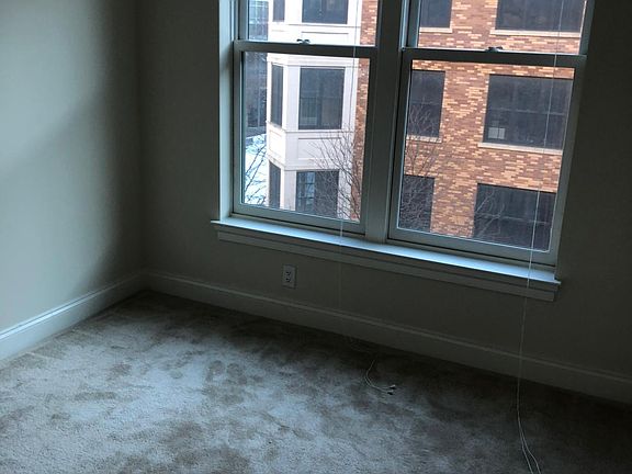 5th image of 22 Maryland Ave #L508