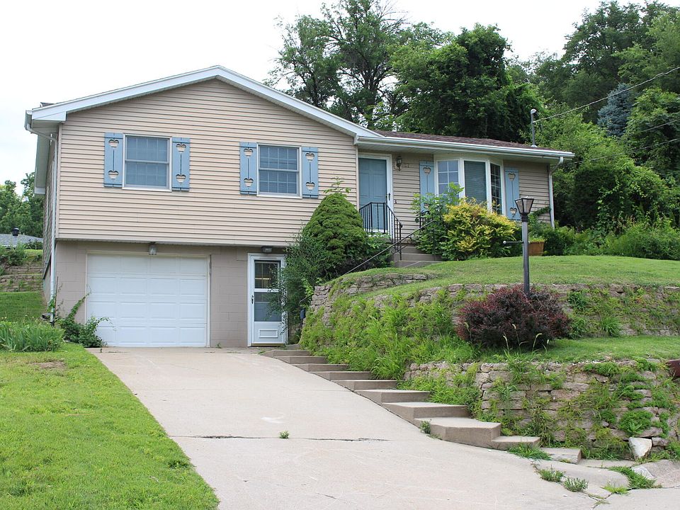 1st image of 27 Bonnie Brae Cir