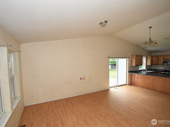 2nd image of 6165 Ash Place