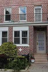 Rented by Space Marketing Shop