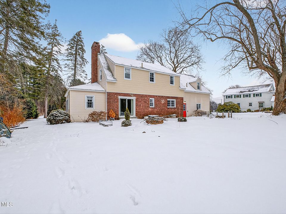 1st image of 2510 Troy-Schenectady Road