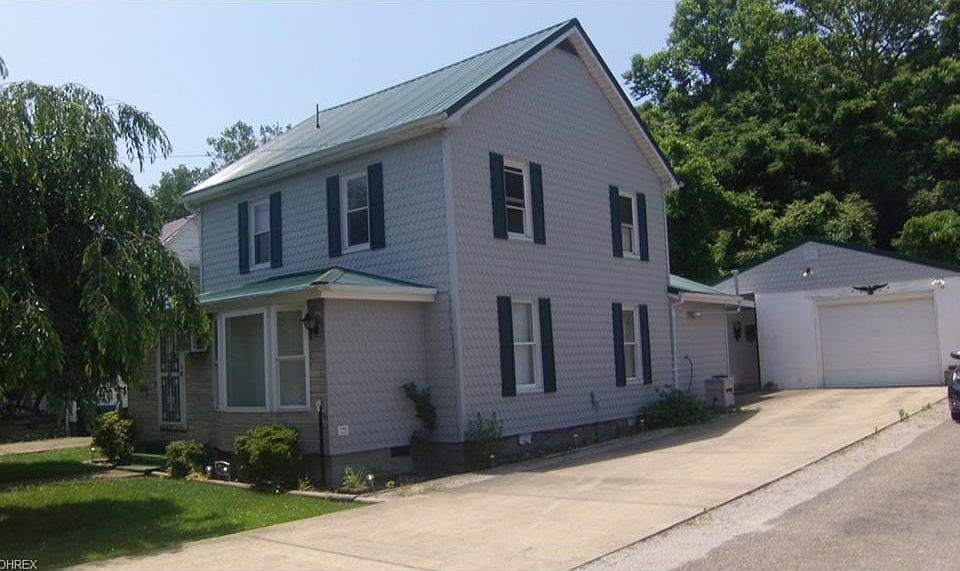 1st image of 1322 Broadway Ave