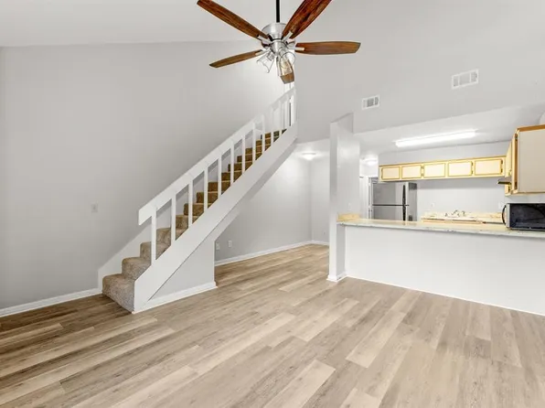 1828 Jackson Bluff Rd APT D, Tallahassee, FL 32304