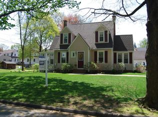 45 Berwick Rd, Longmeadow, MA 01106