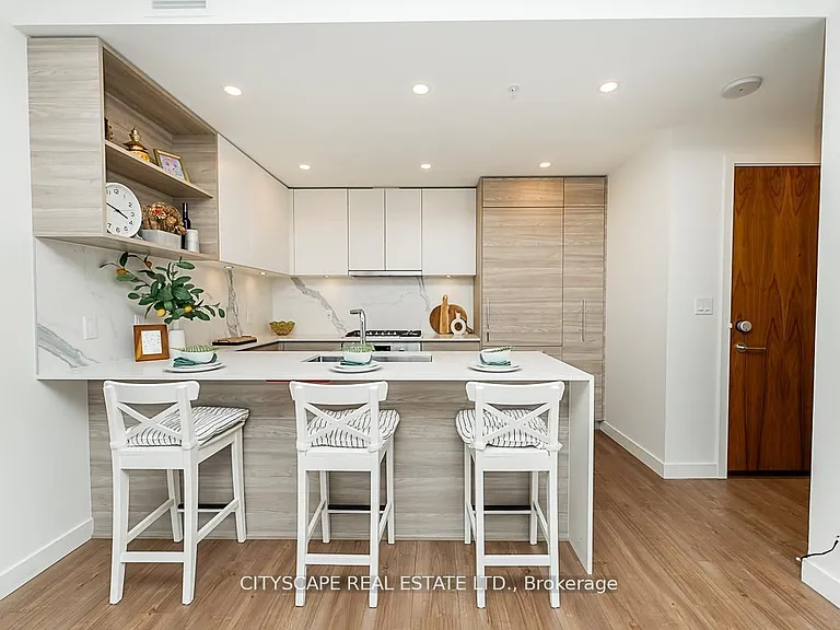 585 Austin Ave #1907 — Photo 6