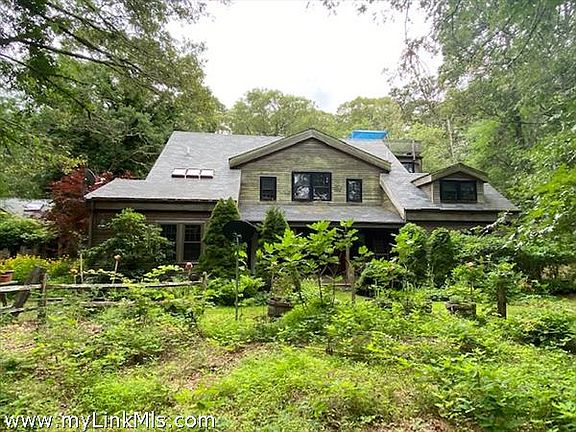 2nd image of 147 Cranberry Acres Way