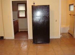 48 Clinton St #1, Taunton, MA 02780