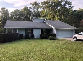 37 Kimberley Dr, Laurel, MS 39440