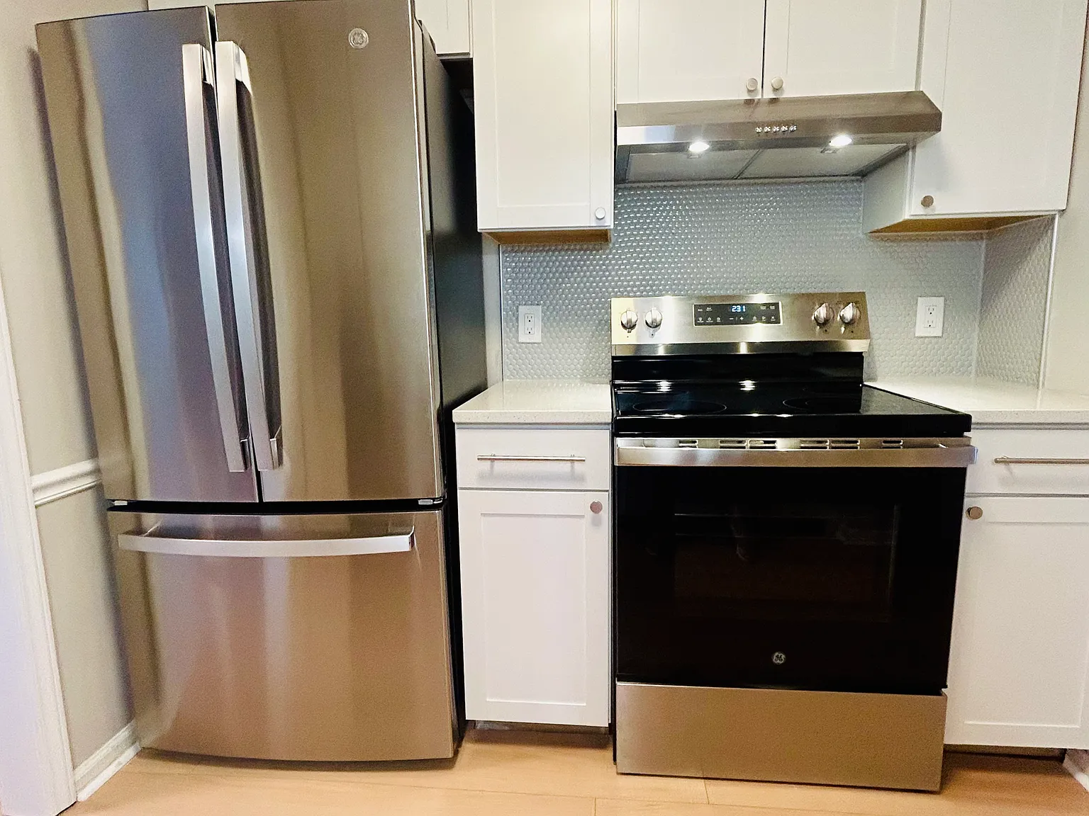 3 bed, 2.5 bath, 1520 sqft, $2,050 — Photo 3