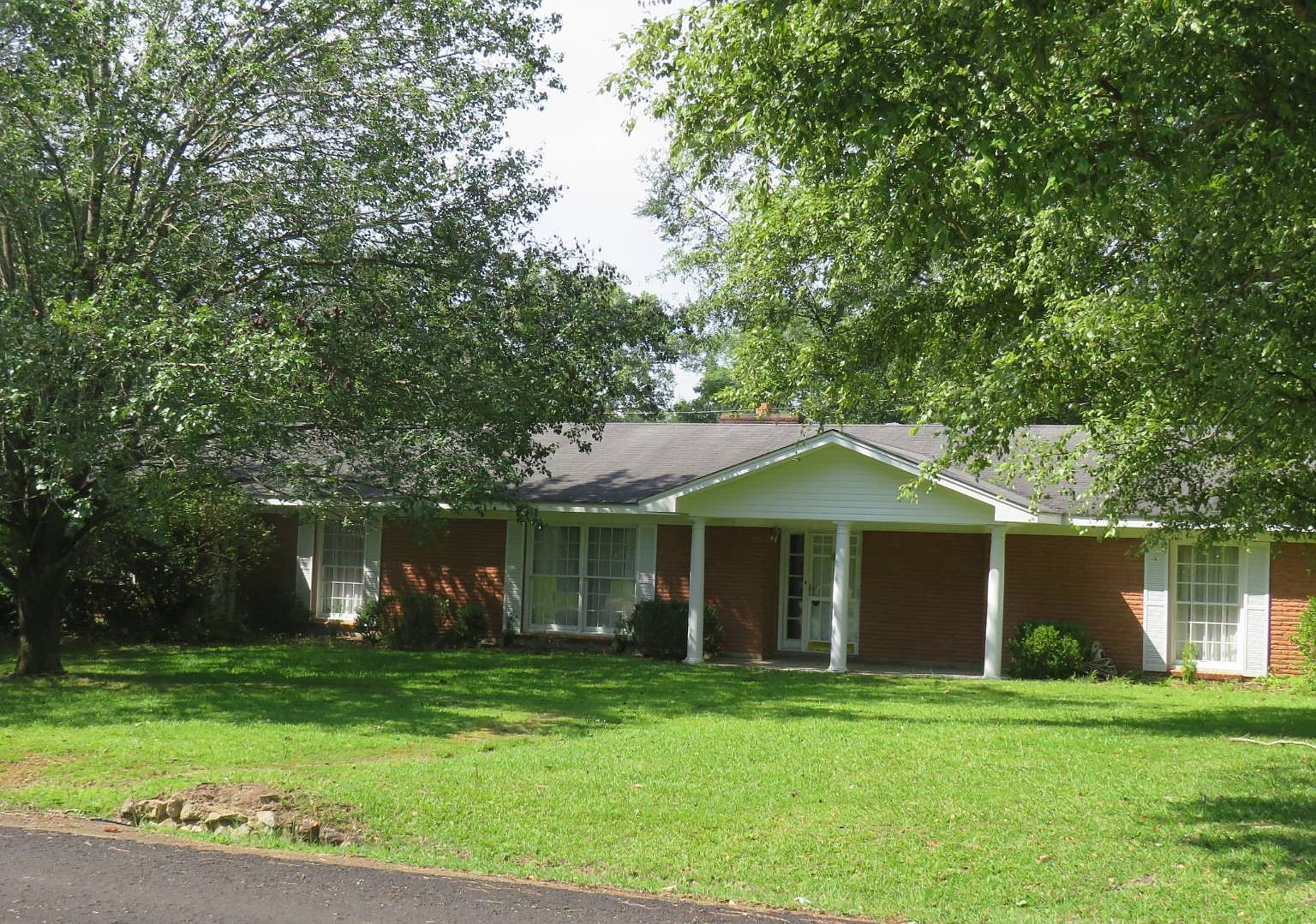 901 Valley Rd, Kosciusko, MS 39090 MLS 11187019 Zillow
