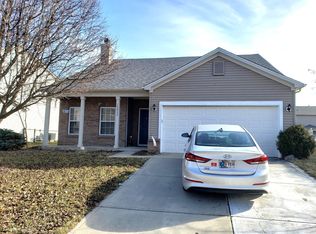 13433 Smokey Quartz Ln, Fishers, IN 46038