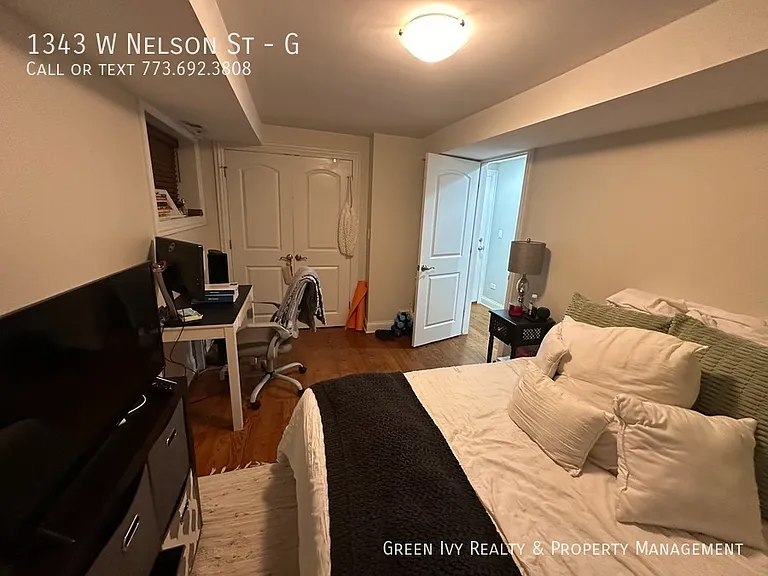 1343 W Nelson St #G — Photo 6