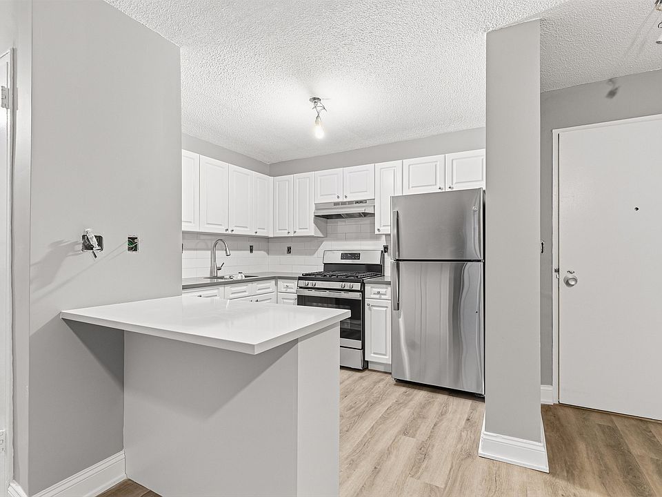 1st image of 5601 Boulevard East #18F