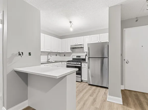 5601 John F Kennedy Boulevard image 1 of 16