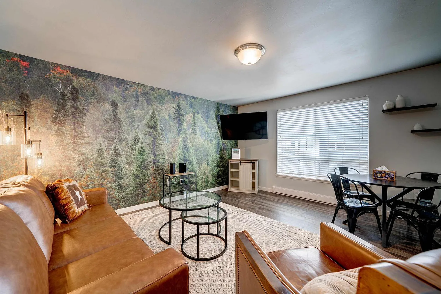 2 bed, 2.0 bath, 1194 sqft, $3,560 — Photo 1