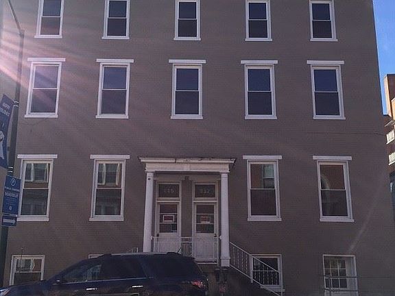 2nd image of 215 W Washington St APT C