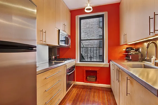 Sold by Corcoran | media 10