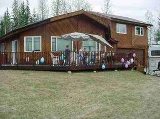 1084 Acorn Cir, North Pole, AK 99705