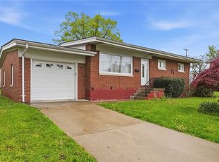 210 N 16th Ave, New Brighton, PA 15066