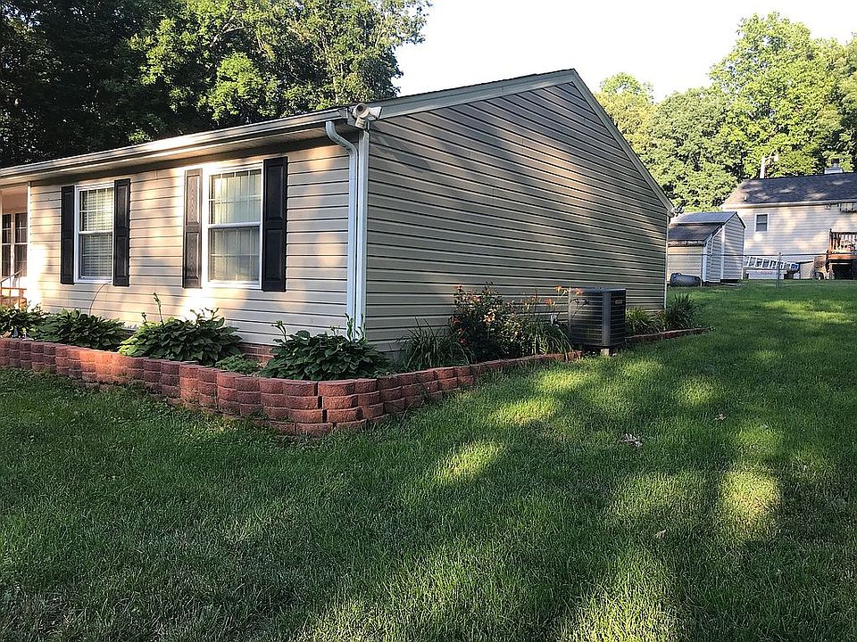 2nd image of 7613 Lakeshore Dr
