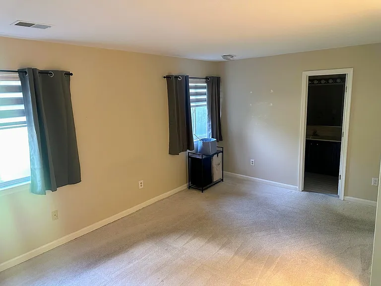 10266 Redtail Ct — Photo 5