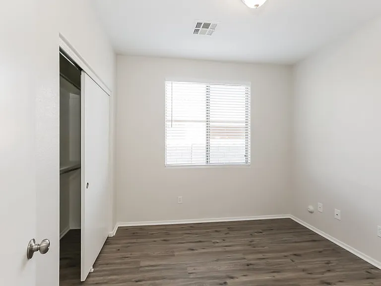 2202 W Gold Dust Ave — Photo 14